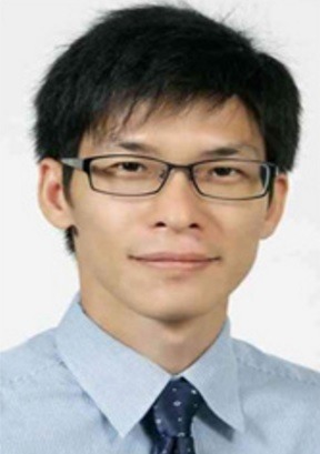 성기능 제품 사용기에 성범죄자 사진...왜?