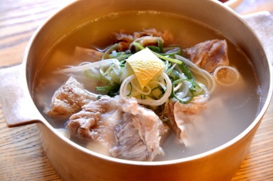 [Weekender] Occupation-period restaurant secures ethnic recipe