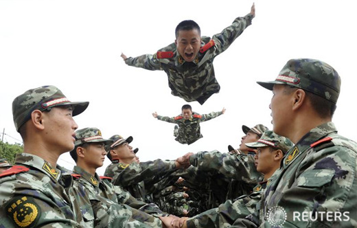 만든곳: 한국 네티즌본부 카페