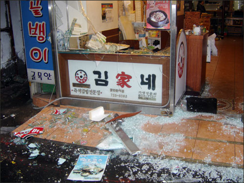 우리도 그들처럼 목숨걸고 싸울 수밖에... 누가 광화문 사장님을 테러분자 만드나