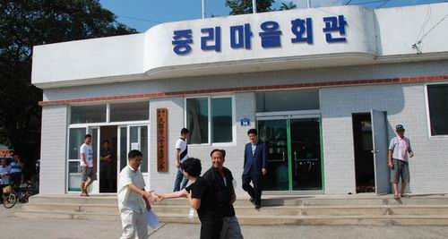 4대강 검증단 따라다닌 두 사람의 정체는?