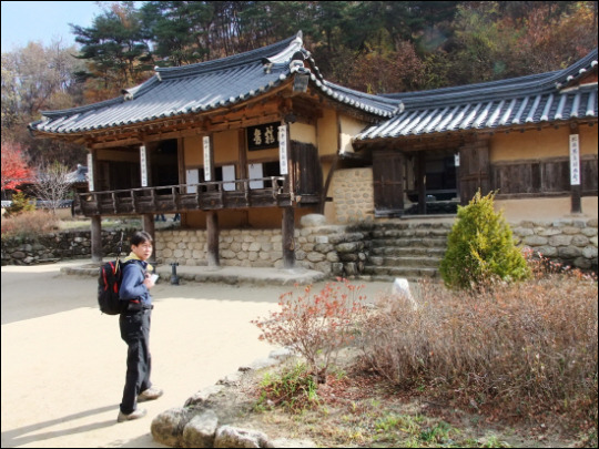 선비 떠난 선비촌, 누가 차지했을까?