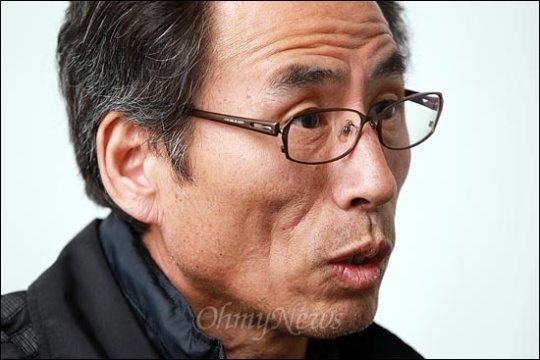 이명박 대통령, 청문회에 세워야 한다