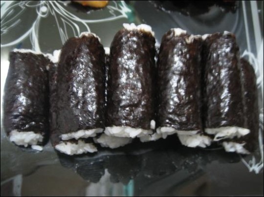 충무김밥. 안 먹어 본 사람은 말하지 마세요