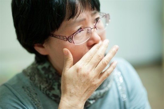 밤 늦도록 아이에게 욕 가르친 엄마, 그게 저예요