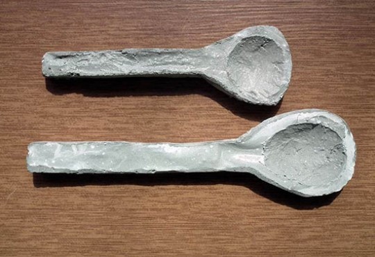 시멘트 회사 사장님, 이 숟가락으로 식사 하실래요?