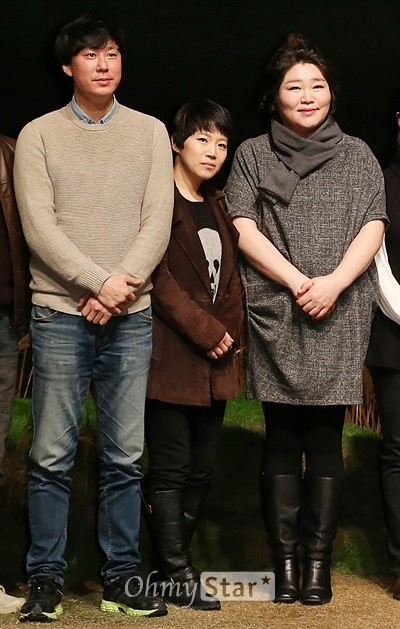 [오마이포토] 경숙이, 경숙아버지, 경숙이네 가족사진 찍듯