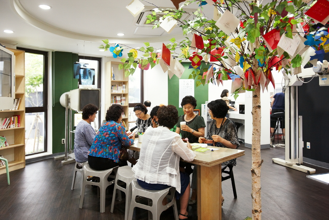 공황상태 지하철 기관사들, 치유해드려요