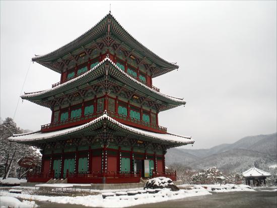 한 남자의 사랑만 믿고 떠난 1400년 전 공주