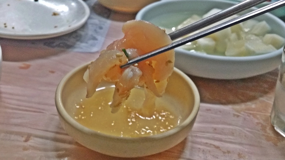 한번 맛보면 다시 찾는 남도 별미 촌닭육회