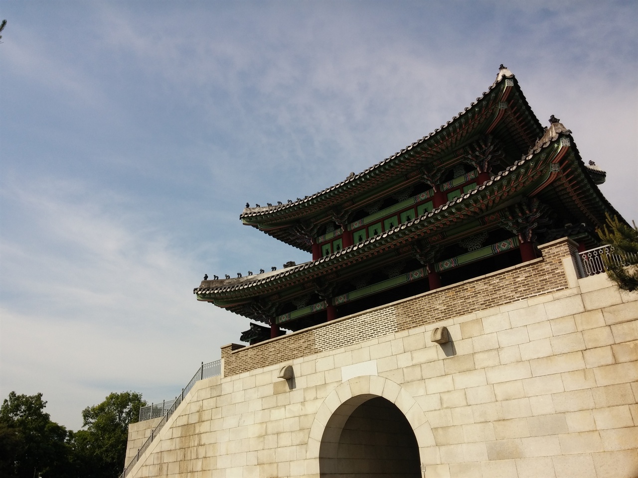 그곳에 영남제일관은 없다