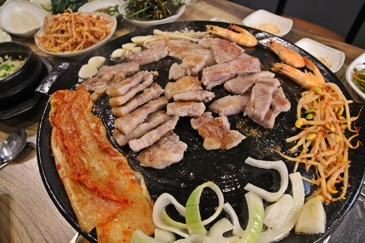 누가 뭐래도 꽃삼겹살이 최고랍니다 
