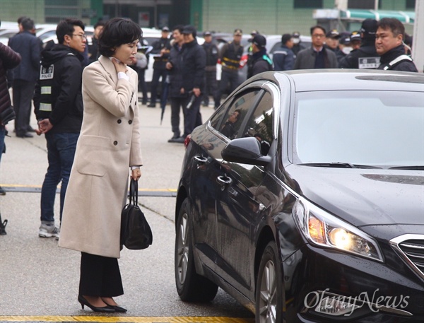 검찰 출석한 김혜경 힘들고 억울하다