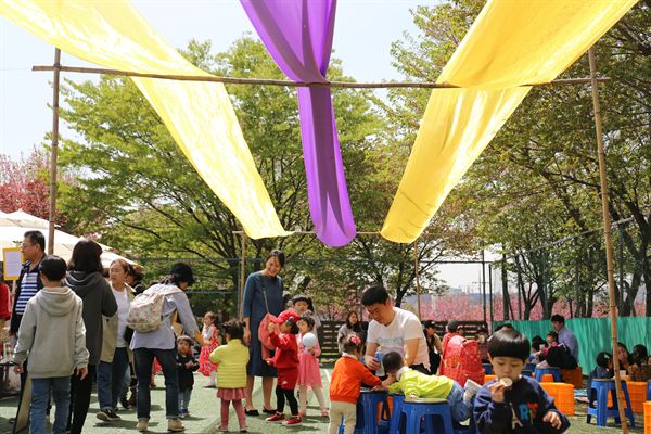 마트와는 다른 매력의 농부장터 당장으로 오세요