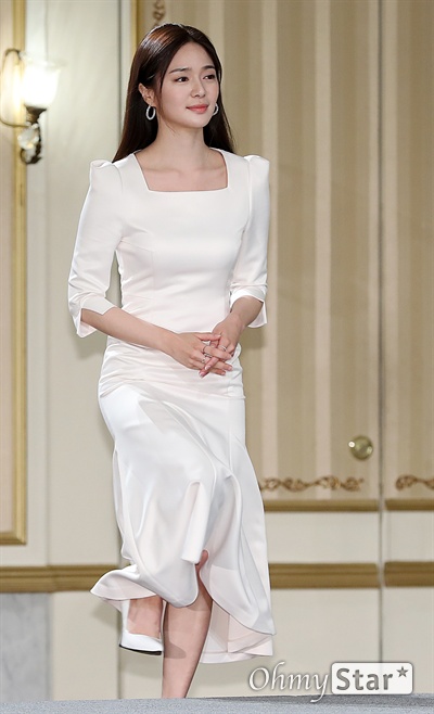 [오마이포토] 보좌관 이엘리야, 지성미 한아름