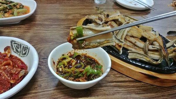 고소한 풍미가 압권... 여수 오면 깨장어 찾으세요