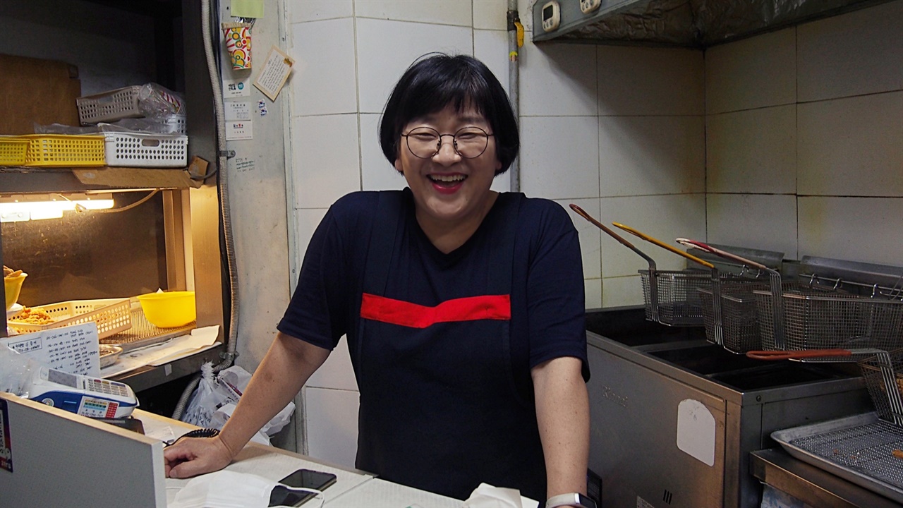 낙성대 최애 치킨집 사장님이 가게 문 열고 제일 먼저 하는 일