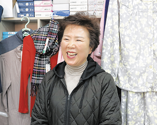 말 안 해도 사이즈 척척... 26년 속옷가게의 장수비결
