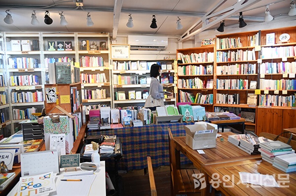 전주 관광객 필수품 된 서점지도, 그 효과는요