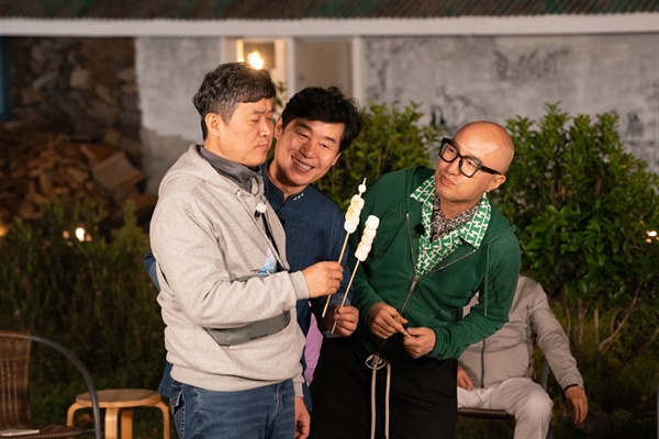 치매 노인 4명이 차린 주문 잊은 제주 식당