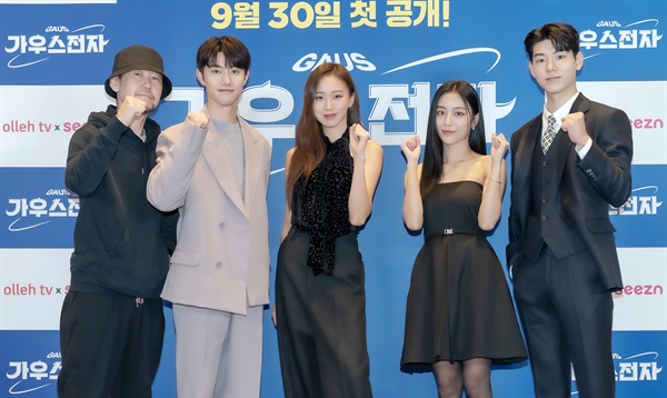 26억뷰 달성한 흥행작, 웹툰 매력 살린 직장인 해방일지