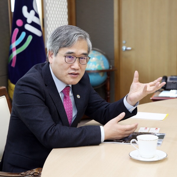 김진용 인천경제청장 초일류 도시 도약에 선봉 역할 할 것