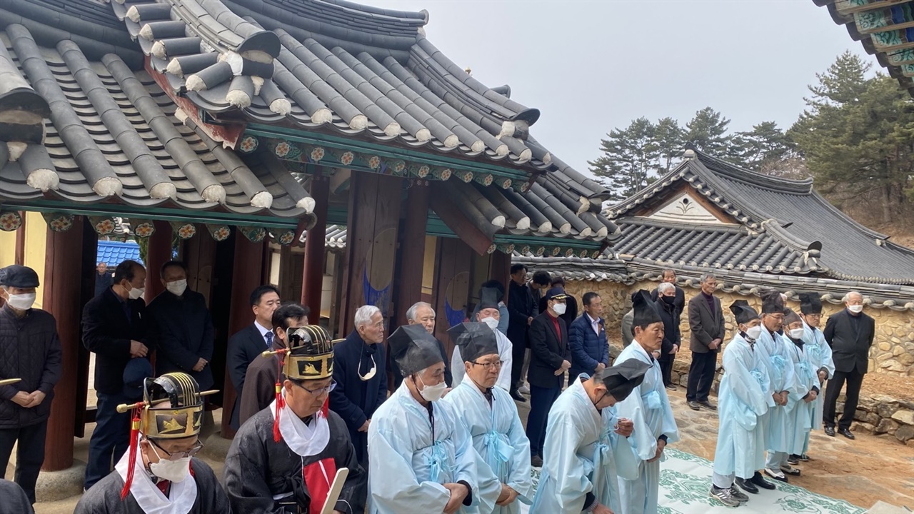고운 최치원, 충남 서산에 오다