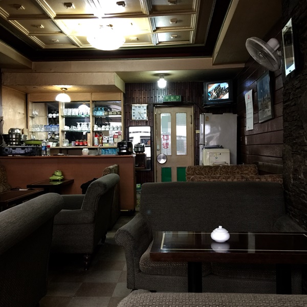 대한민국 지배한 다방 가장 자주 드나드는 건... [커피로 맛보는 역사, 역사로 배우는 커피]