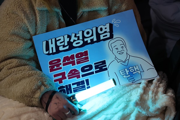 민간인이 롯데리아에서 계엄 모의, 알고보면 끔찍한 이야기 [사진으로 보는 일주일]