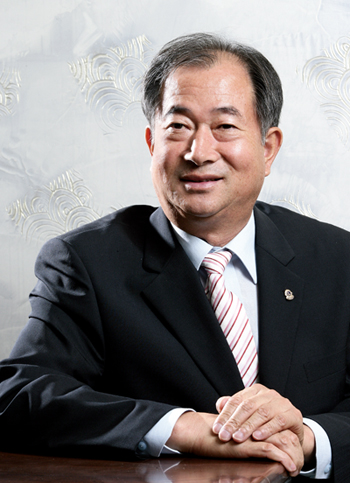 [편집장 INTERVIEW]“죽을 각오로 일하면 누구나 성공합니다” - 참이맛감자탕 회장 문윤봉