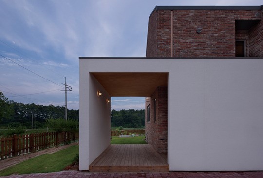 [BEYOND ARCHITECTURE] 가족과 이웃, 자연과의 친밀한 소통을 꿈꾸다