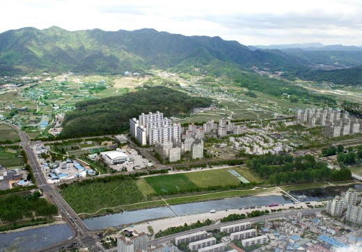 송산택지개발지구 프리미엄을 품은 증평지평더웰