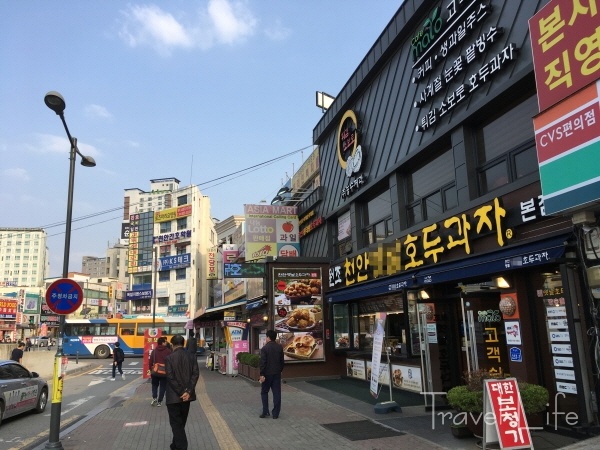 호두과자를 먹으면 천안이 보인다
