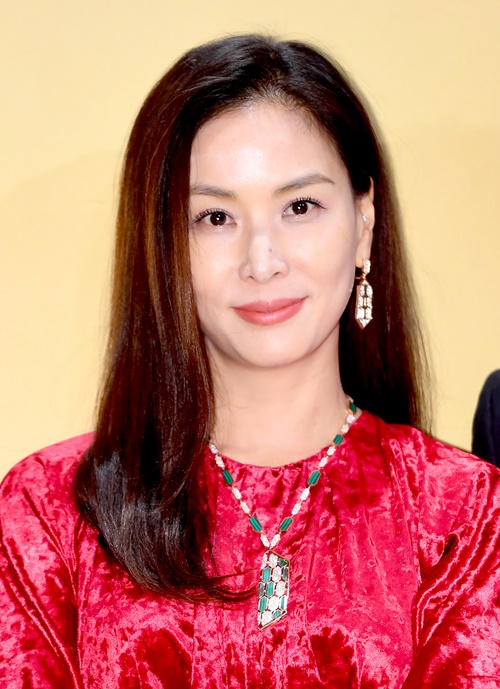 고소영, 코로나19 확산 방지 위해 1억 원 기부