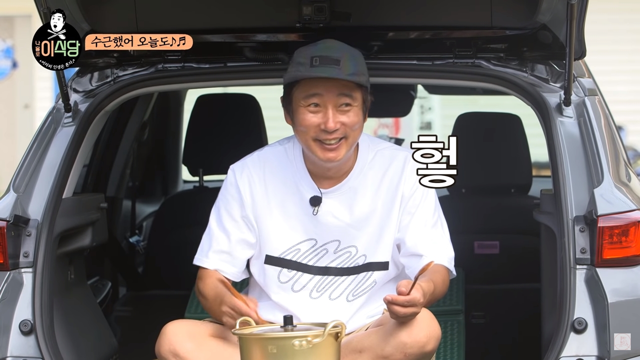나홀로 이식당 이수근, 백종원 레시피에 손맛 더해 손님 공략