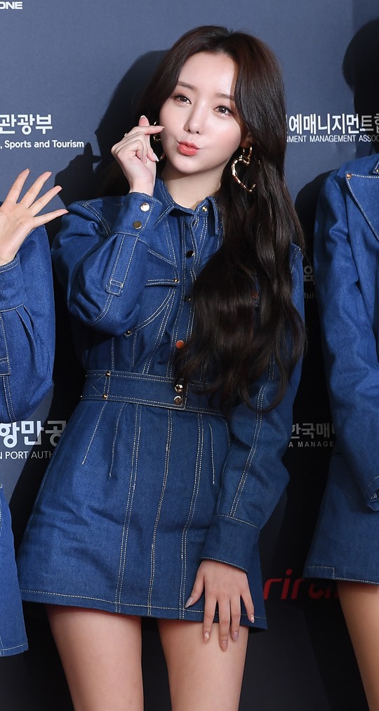 러블리즈 케이, 에이투지 엔터테인먼트 전속계약…윤상과 재회