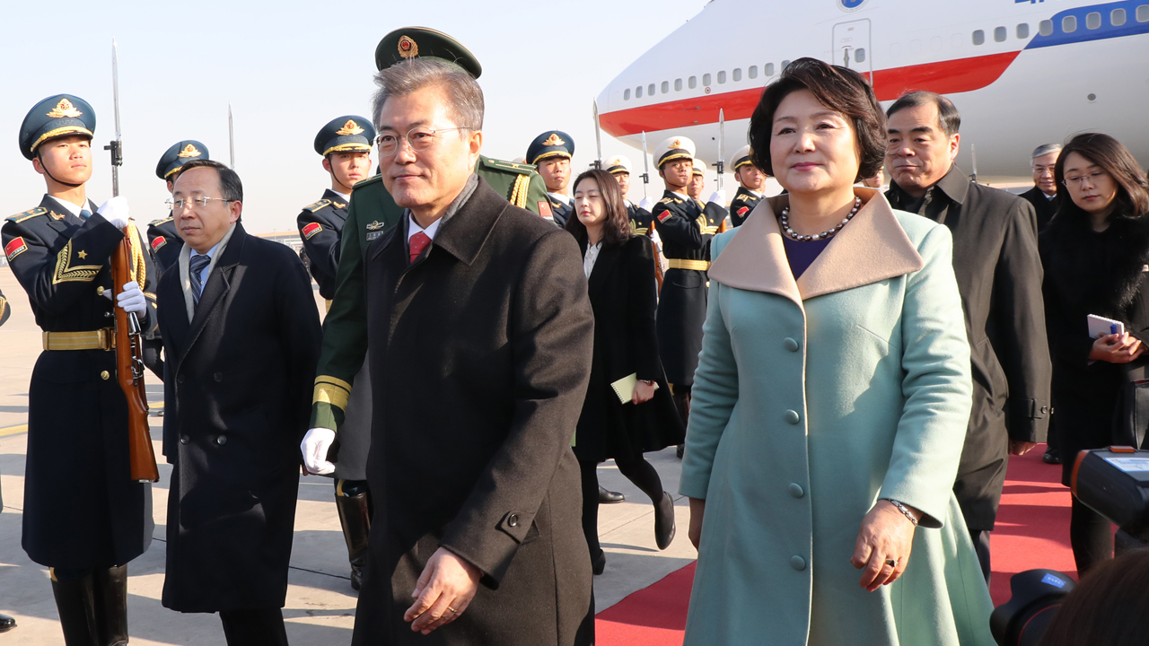 靑 "한·중 공동성명 채택 안 하기로 한 건 中의 배려…좋은 시그널"