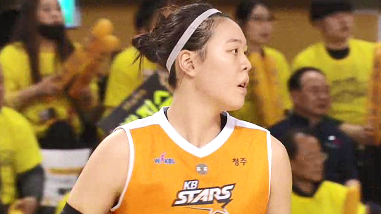 193cm 최장신 센터 박지수, WNBA 지명美 진출 고민 193cm 최장신 센터 박지수, WNBA 지명美 진출 고민