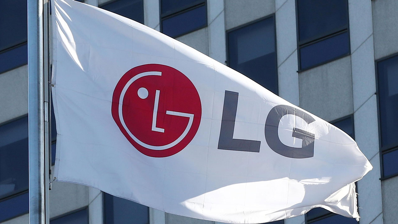 LG전자 2분기 영업이익 1조 원 돌파…12년만 최대