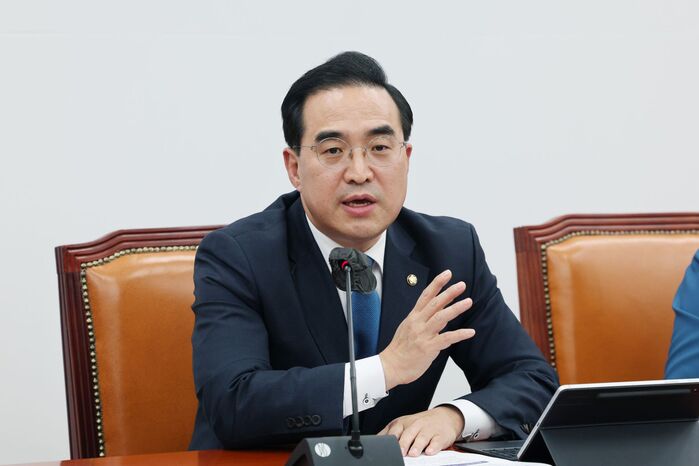[이브닝 스프] "해임건의, 불발 땐 탄핵소추"…연말 정국의 핵 이상민