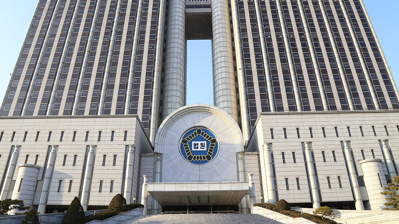 [단독] 겹치기 입후보 논란 송경근 부장판사 서울중앙지법원장 후보 사퇴