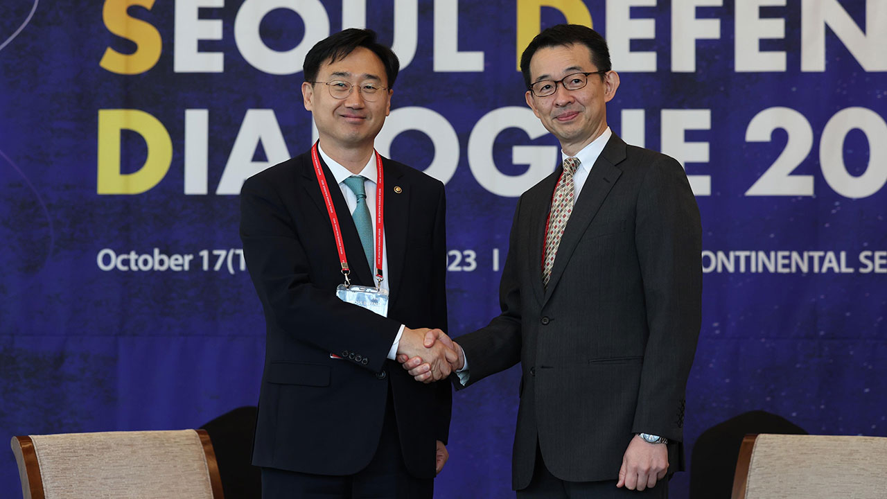 한일 국방차관 회담…