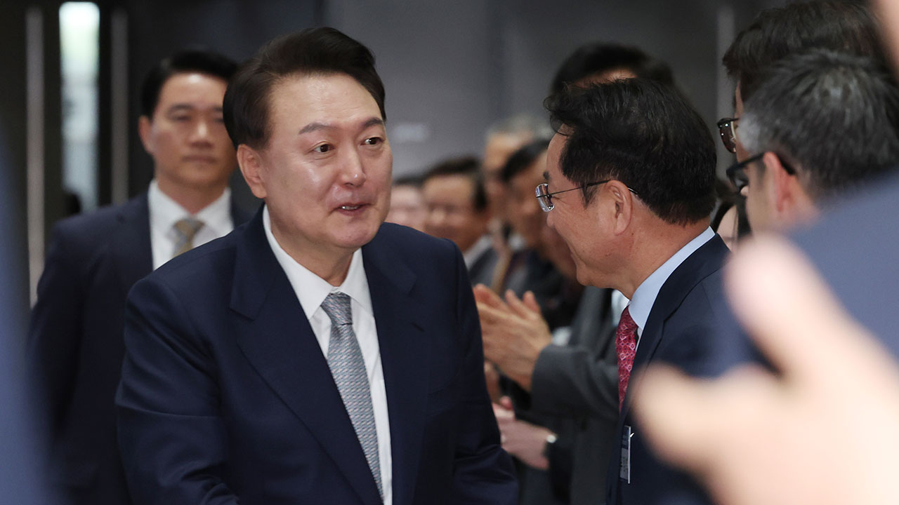 윤 대통령 북한 주민 한 명 한 명의 자유 확대하는 통일 지향