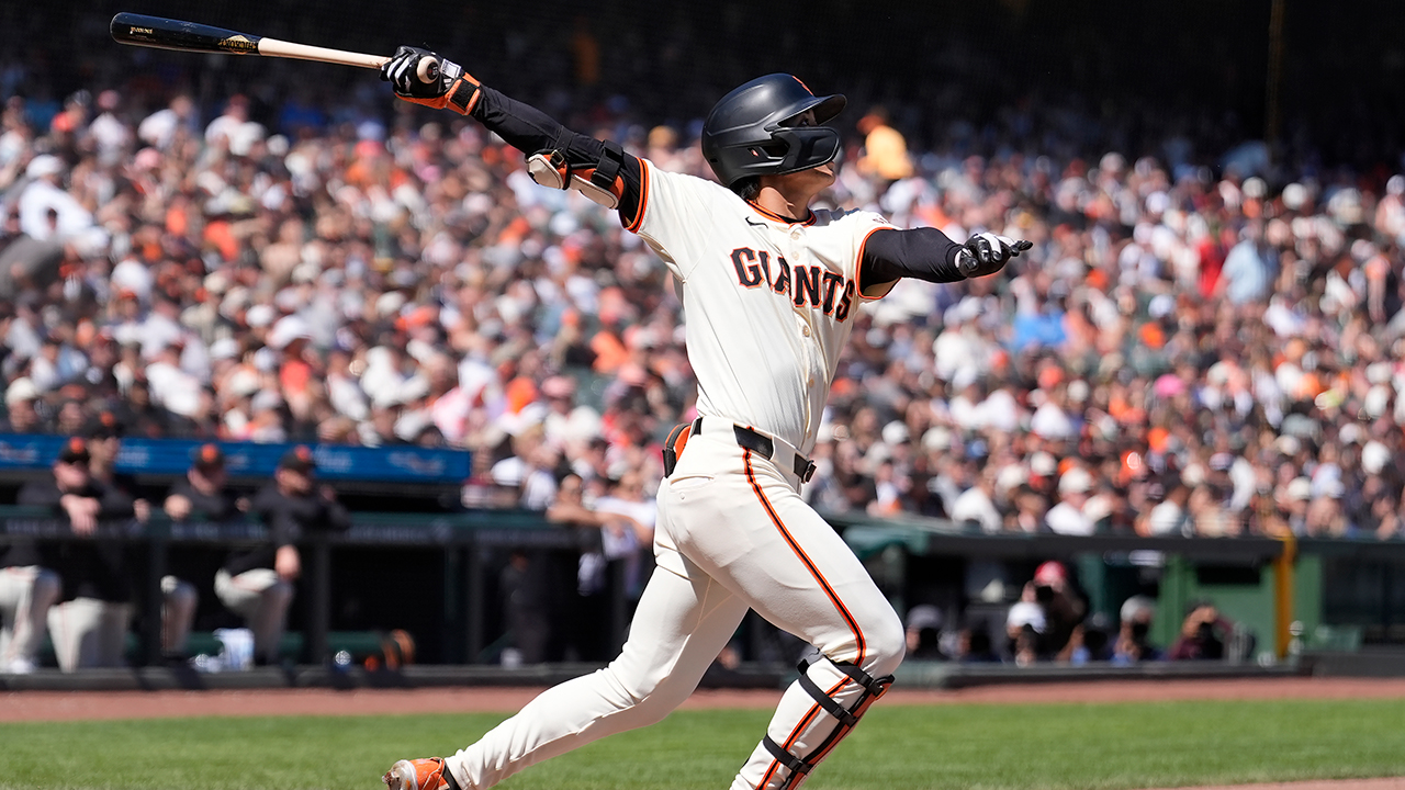 이정후, MLB 연속 안타 11경기로 마감…아까운 스플래시 파울