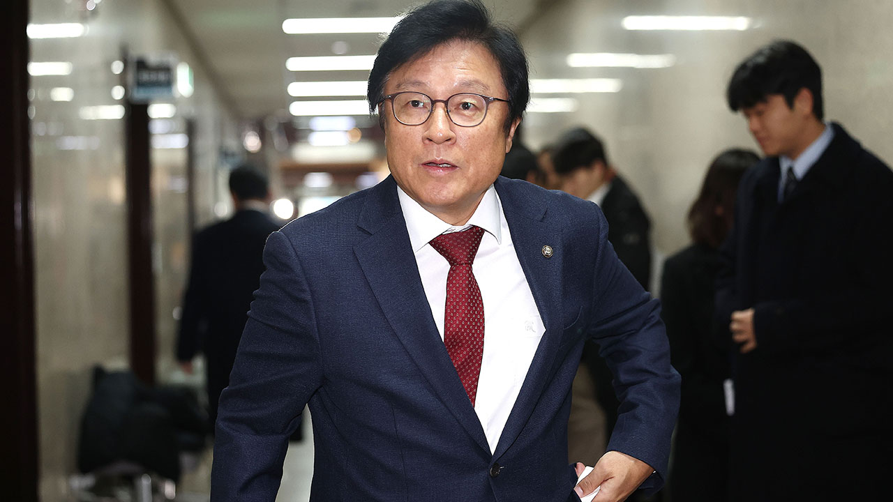 여당 야당, 헌재에 윤 선고기일 지침 하달…독재적 발상