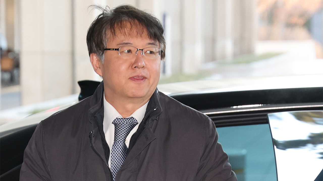 검경 합수본, '이만희 경호원' 전 신천지 간부 참고인 소환