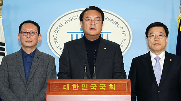 與 오늘 원내대표 경선 공고…16일 선거