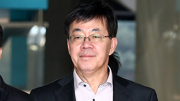 돈 봉투 만찬 이영렬 전 지검장 “수사 성과 훗날 평가받을 것”