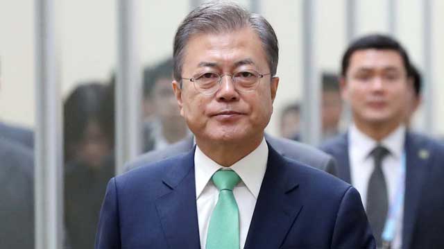 文 대통령 “한반도평화를 자신들의 문제로 여겨준 아세안에 감격”