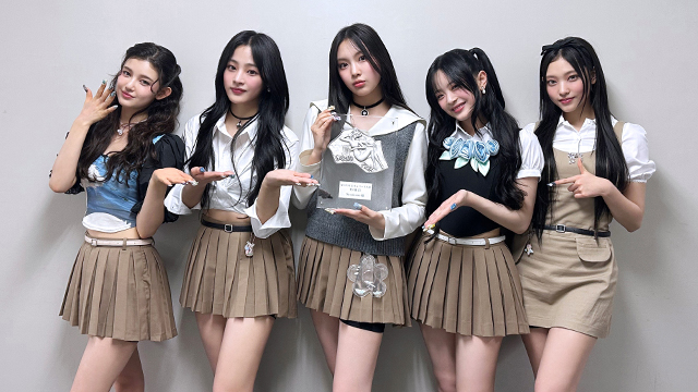 뉴진스, 일본 레코드 대상서 2관왕